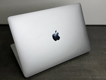 MacBook Pro 13'' 2020 / M1 / 16GB / 512GB SSD / Silver - D - 4