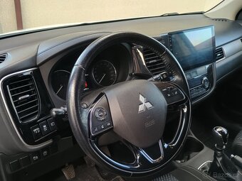 Mitsubishi Outlander 2.2 DI-D - 4