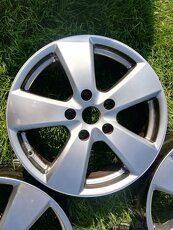 TOUAREG 18"ALU KOLA S ROZTEČÍ 5X130 - 4