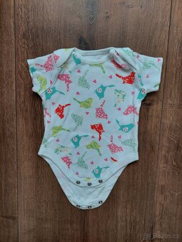 8x body s krátkým rukávem, vel.3-6 měsíců - 4