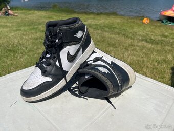 Nike Air Jordan 1 Mid Se Panda Elephant - 4