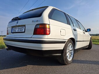BMW e36 Touring 1.8i - 4