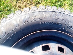 Prodám komplet zimní kola 4,5J x 13 ET 45 - 4