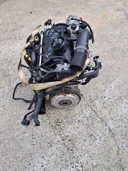 Motor 1,9 tdi 77kw typ BJB super stav a km - 4