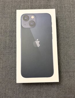 iPhone 13 mini 128 GB černý - 4