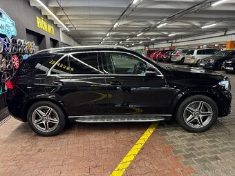 Mercedes-Benz GLE 300d 4MATIC AMG ČR DPH - 4