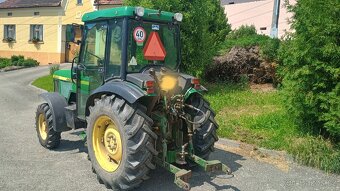 John Deere 5500n - 4