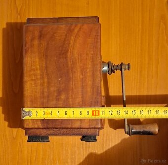 Starožitný mlýnek 1 - 4