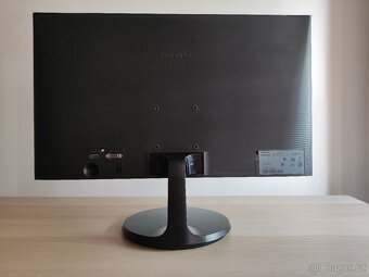 Samsung 24" SF350 - 4