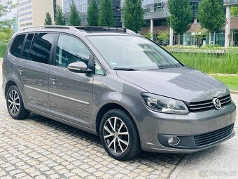 Volkswagen Touran 2.0TDI MANUÁL KAMERA VÝHŘEV TAŽNÉ HIGHLINE - 4