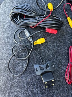2DIN vw,Audi,škoda, seat + parkovací kamera - 4