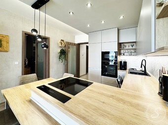 Pronájem bytu 2+kk, 60 m2, Praha - 4