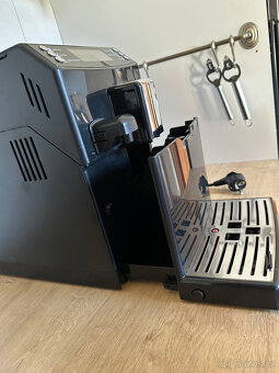 Automatický kávovar Philips EP3360 - TOP stav - 4