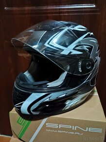 Prodám málo používanou helmu na motorku v.L 60cm. - 4