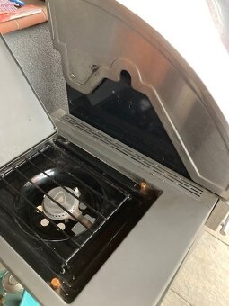 Plynový gril Char-Broil včetně příslušenství - 4