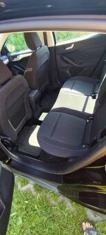Prodám Ford Focus hatchback 96kw - 4