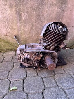Motor ČZ175/502 - 4