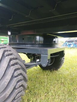 Přívěs za traktor sklápěcí AKCE - 4