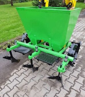 Dvouřádkový široký sazeč BOMET s přihnojováním - 4