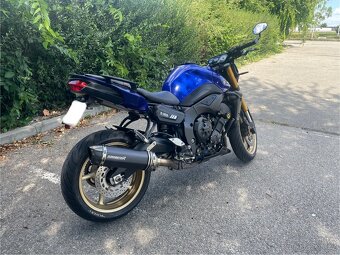 Yamaha FZ8N - 4