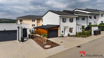 Moderní novostavba 5+kk s garáží, zahradou a bazénem v Kralu - 4