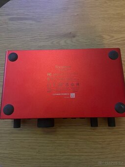 Focusrite 2i2 4th gen + jack2jack kabely - 4