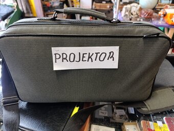 Projektor Epson EMP 765 - 4