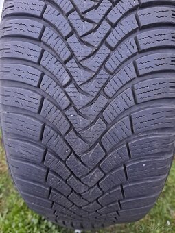 Zimni pneu.Falken 225/45 R 17 94V - 4