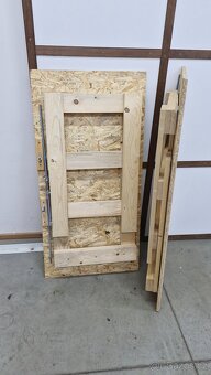 Stoly rozkládací cca 80ks - 4