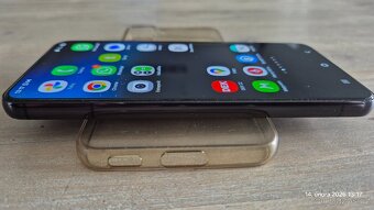 Samsung S22 8/256 - 4