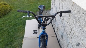 Freestyle kolo Trek Vert 1 - 4