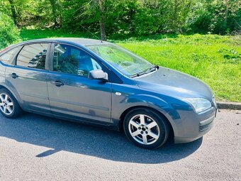 Ford focus 2 - 4