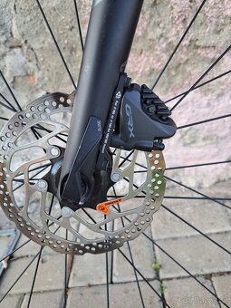 Gravel BULLS - komplet Shimano GRX - 4