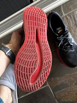 Běžecke boty Asics MetaRide 42,5 - 4