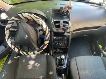 Peugeot 207 Hatchback 1.4 - 4