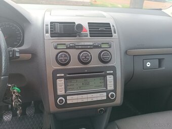 Volkswagen Touran CROSS 2.0 TDI 125 kW – tažné, po servisu, - 4