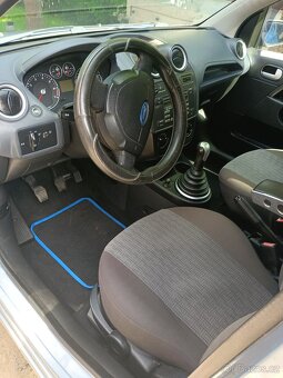 Prodam Ford Fiesta 1.3i benzin 51 kw 2006 - 4