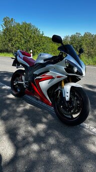 Yamaha Yzf r1, 132 kw, r.v 2008 - 4