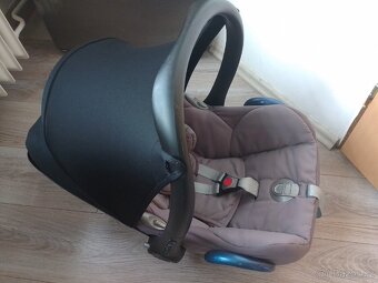 Starší isofixová základna pro Maxi Cosi Cabriofix - 4