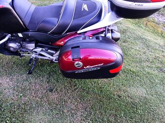 HONDA Varadero XL1000 - 4