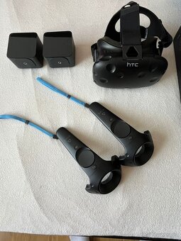 HTC Vive – kompletní VR set, plně funkční - 4