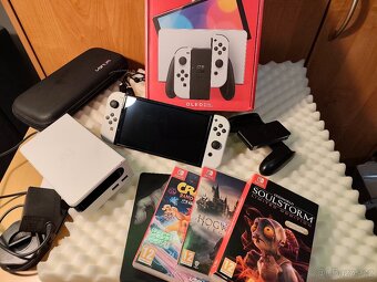 Nintendo Switch OLED + hry - 4