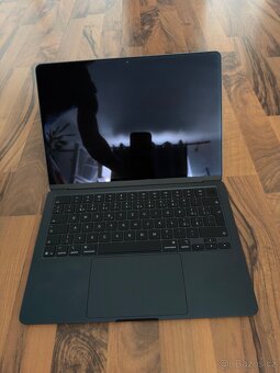 MacBook AIR, 13p, M4, 256Gb, Černý - 4
