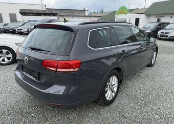 Volkswagen Passat 2.0 TDI COMFORTLINE ACC nafta manuál - 4