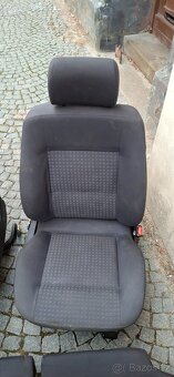 Audi A6 C4 sedačky a tapce - 4