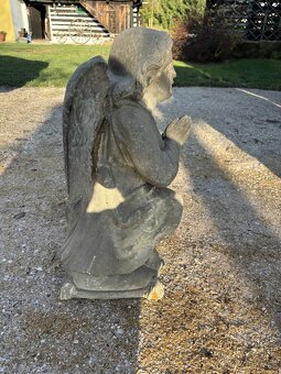 Kamenná socha anděla - 4