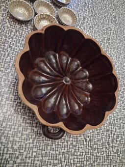 Retro věci/formičky/plas.jablko/keramicka forma na babovku. - 4