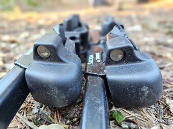 Zamykatelné střešní příčníky + nosič kol– Škoda Thule - 4