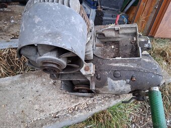 Motor Jawa cz 175 - 4