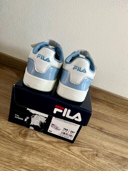 Dívčí tenisky Fila 30 - 4